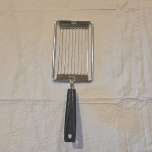 Ekco USA Stainless Steel Wire Tomato‎ Cheese Slicer with Black Handle